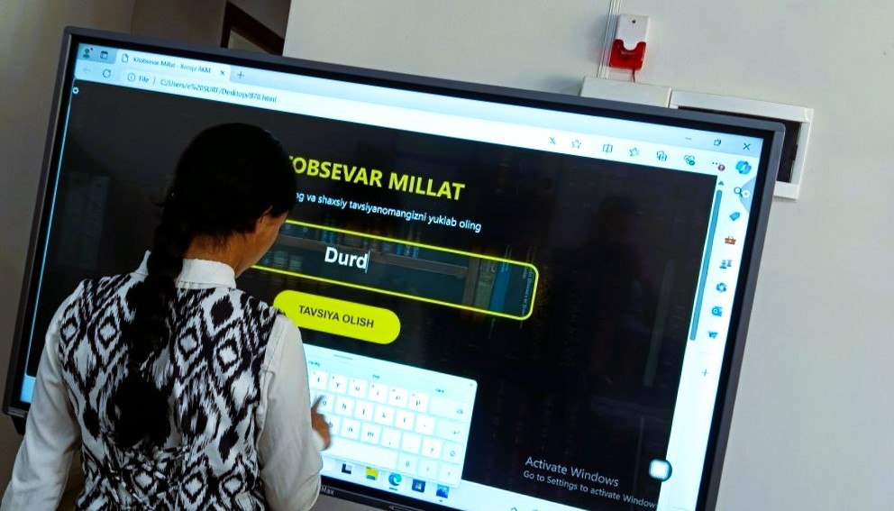 🤖 Kutubxonamizda innovatsiya: "Aqlli kitob tavsiya tizimi" taqdim etildi!